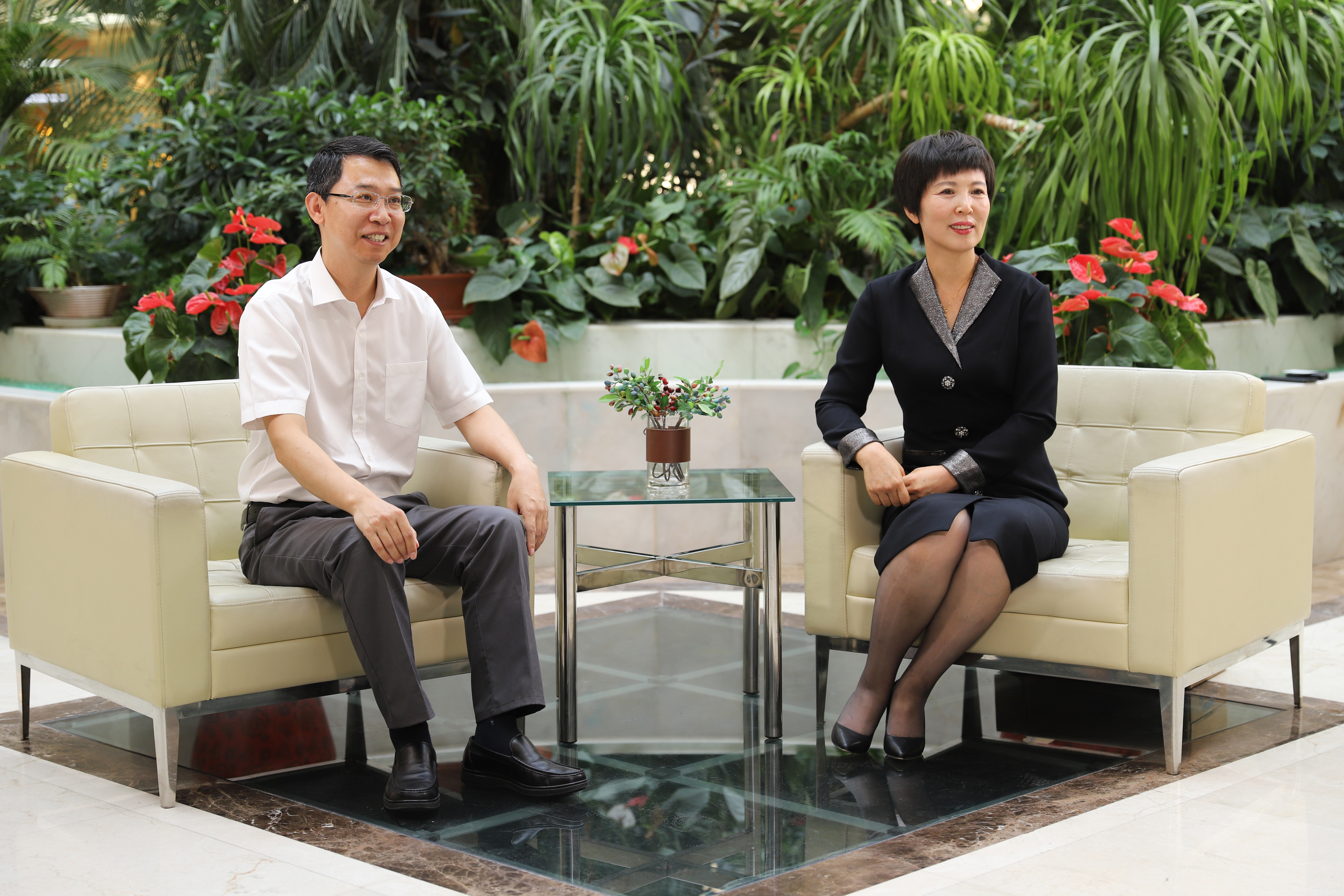 董事長馬天暉接受《證券日?qǐng)?bào)》專訪.jpg