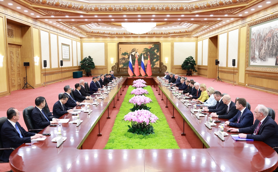 KL7uxaKoVTXEy7ln.jpg